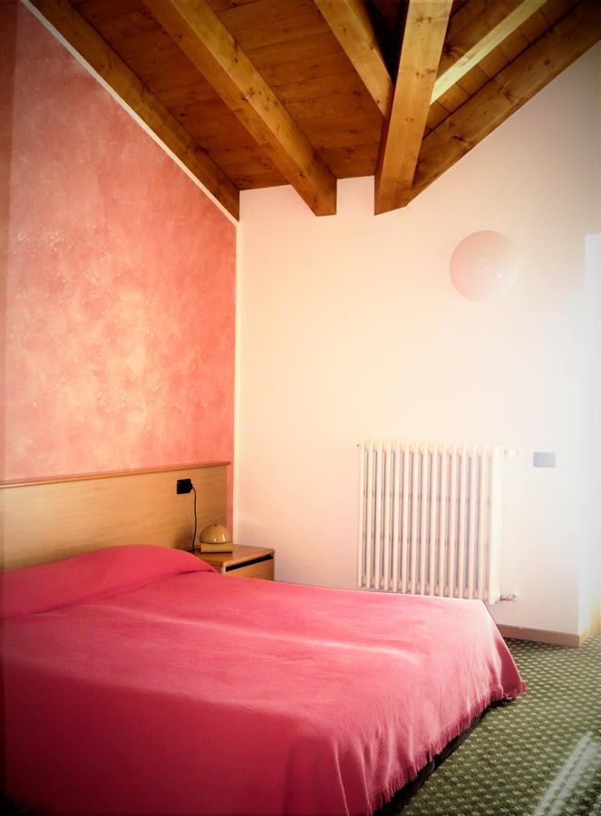 Hotel Belvedere Roana Εξωτερικό φωτογραφία